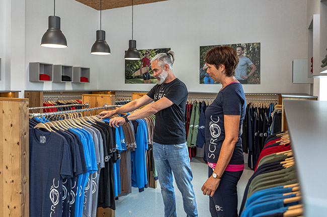Merino Sportbekleidung vergünstigt einkaufen bei der jährlichen Firmenaktion von SCROC.