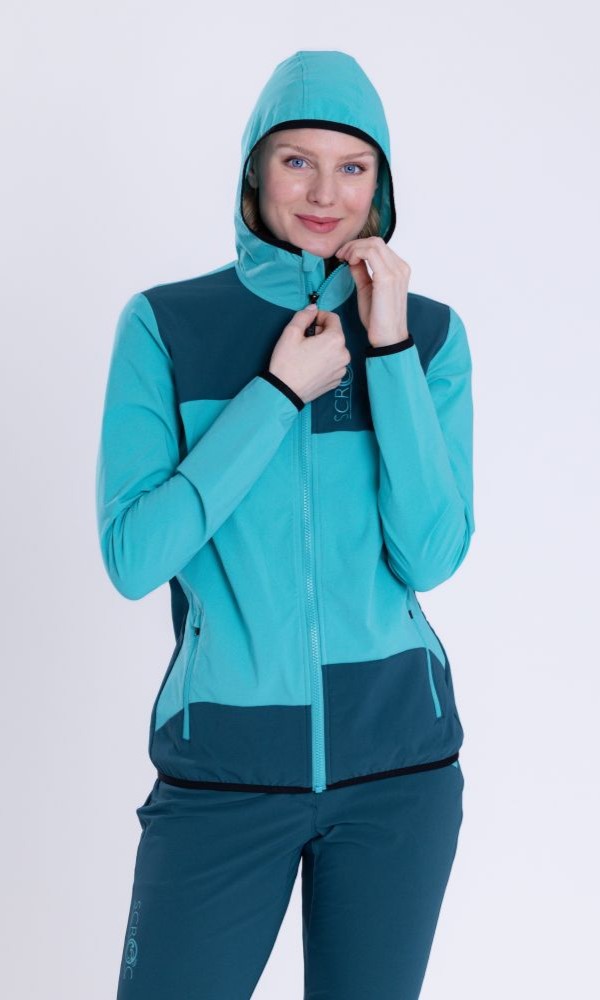 Wanderoutfit von SCROC zum Nachshoppen. Get the look Damen