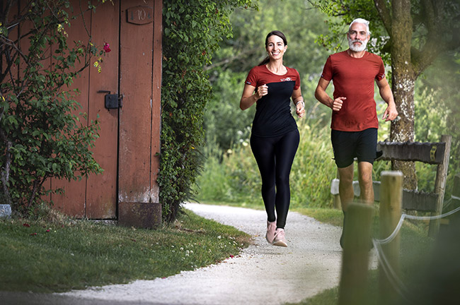 Laufen und Trailrunning mit Damen Merino Shirts von SCROC