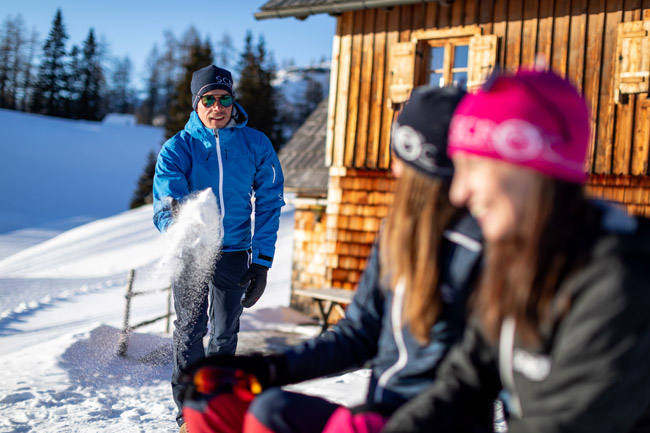 Layering: Wind- und wasserdichte Hardshell Jacken als äußerste Schicht. Gut geschützt vor Wind und Wetter.