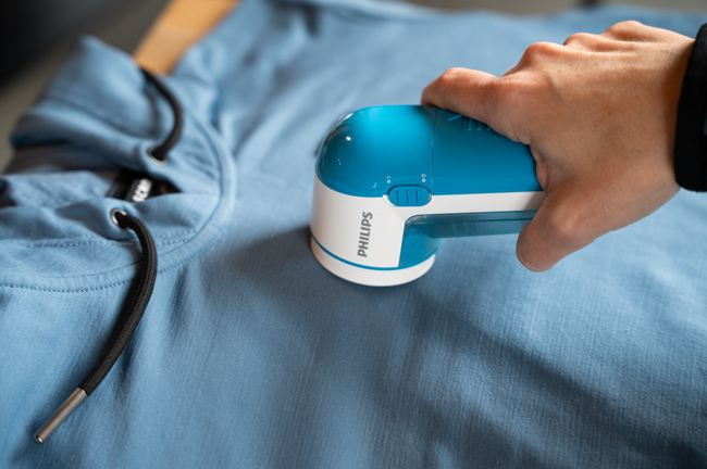 Pilling entfernen mit Fusselrasierer. SCROC Pilling entfernen mit Fusselrasierer. SCROC