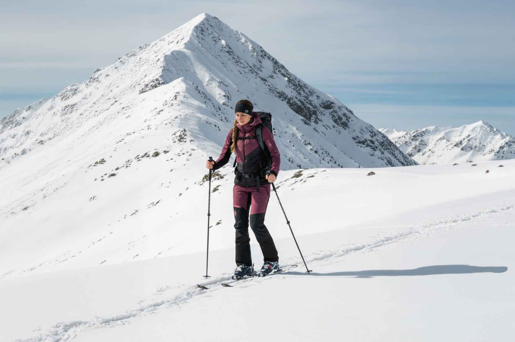 Merino Skitourenbekleidung für dein nächstes Abenteuer - SCROC