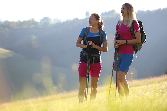 Frühlingsoutfit Damen aus feinster Merinowolle von SCROC.