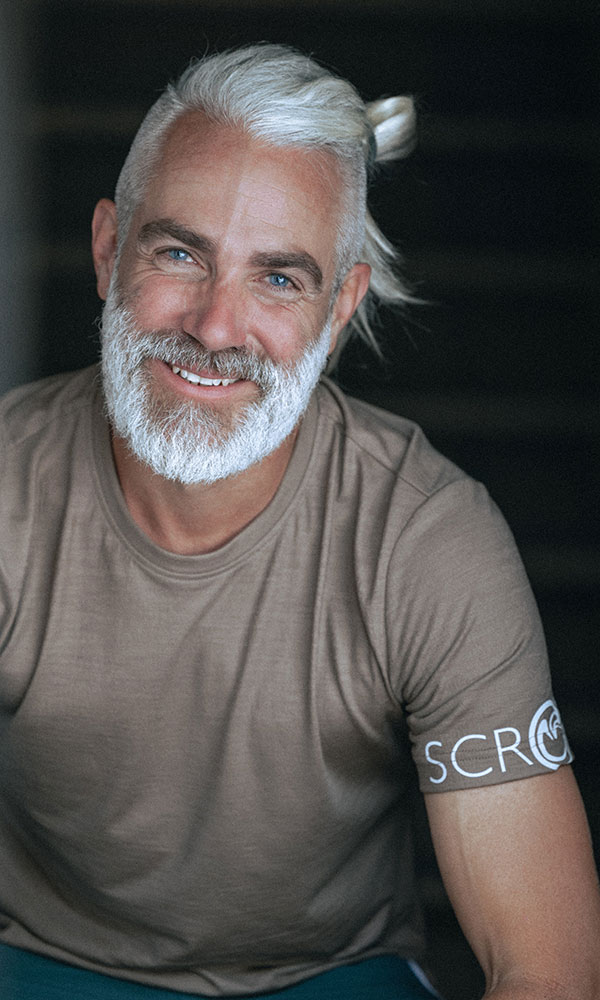 Weihnachtsgeschenk für Herren unter 100 €. Merino Shirt von SCROC.
